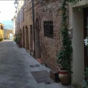 Casa Contadina In Borgo Medievale, Tuscany Monteguidi